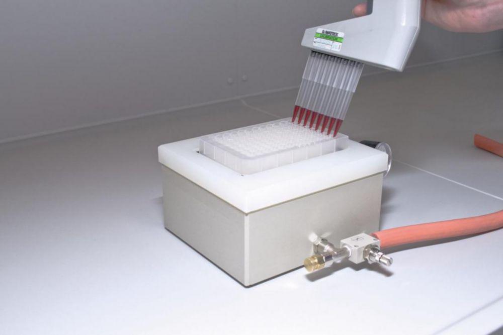 Macherey-Nagel Chromabond Multi 96 Vacuum Manifold for 96-Well Monoblocks with Reservoir Tank, 3 Spacer Pairs, Vacuum Gauge, Control Valve (Material: PP)

