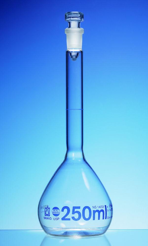 BRAND Volumetric Flask, USP, BLAUBRAND, Class A, DE-M, 250 ml, NS 14/23, Boro 3.3, with Glass Stopper, USP Individual Certificate

