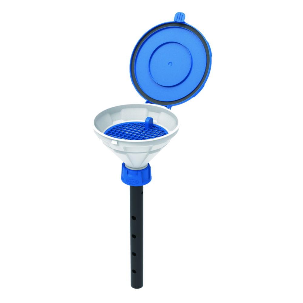 SCAT Funnel with lid "MARCO", V2.0, GL45, PE-HD, with lance (220 mm) and removable sieve
