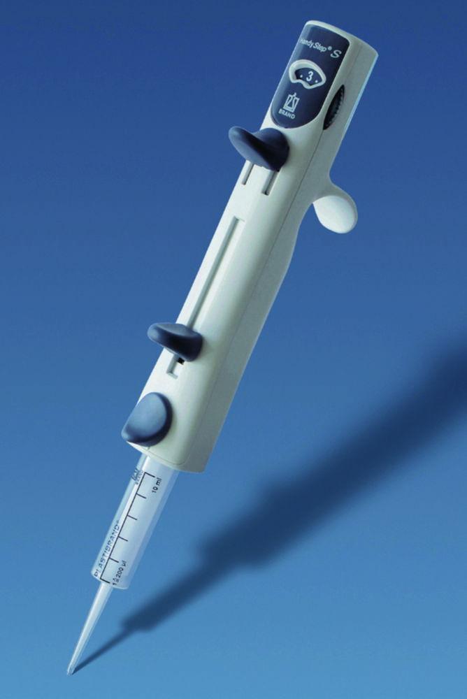 BRAND HandyStep S Repetitive Pipette with Rack Holder and PD-Tips (0.1 mL, 1 mL, 10 mL)