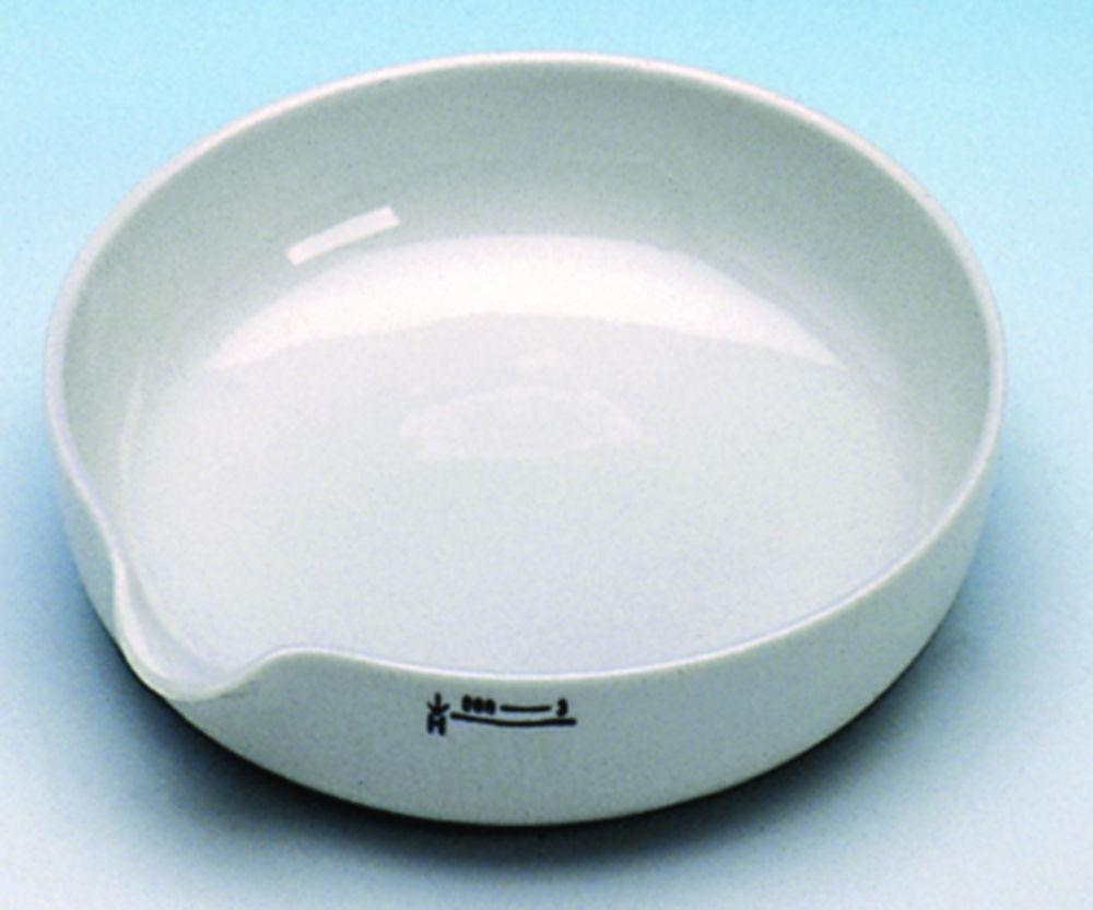 Haldenwanger Porcelain Evaporating Basin 240 mm Ø Flat with Spout Glazed DIN 12903 Form A